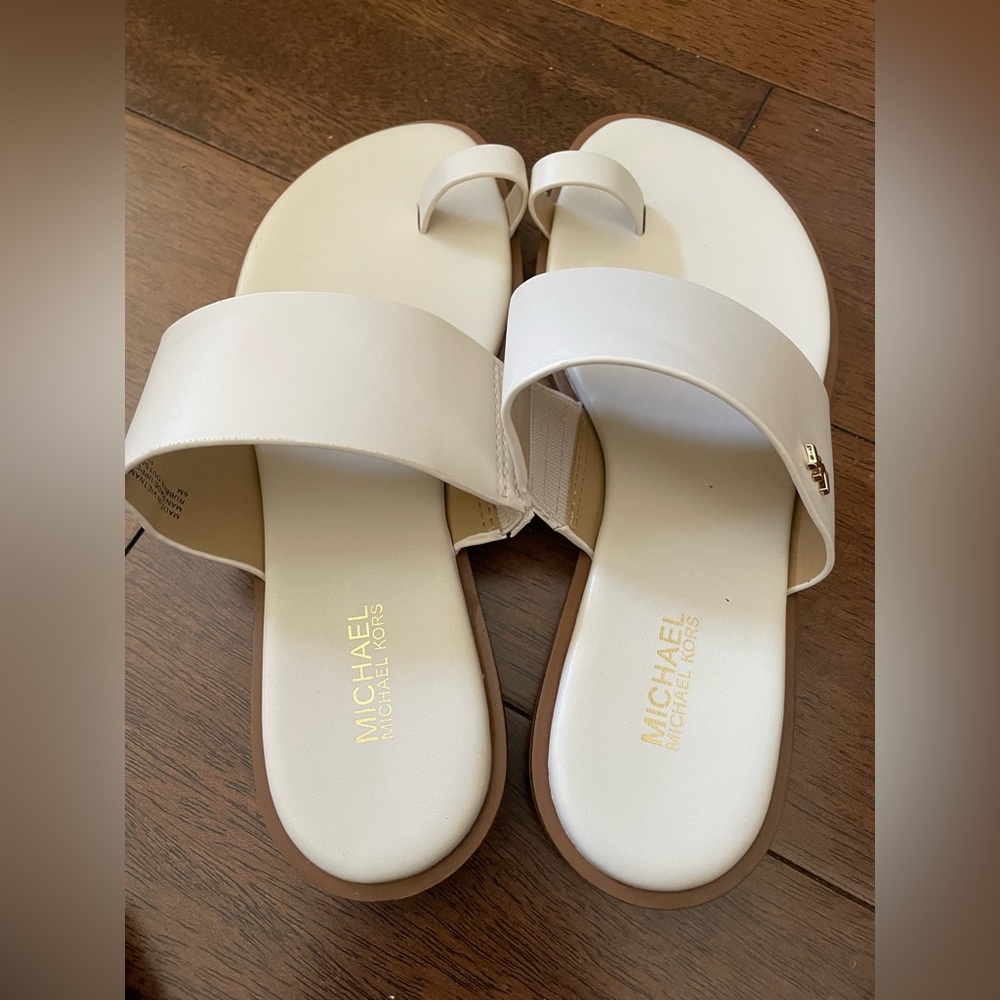 Michael Kors sandals - Picture 2 of 5